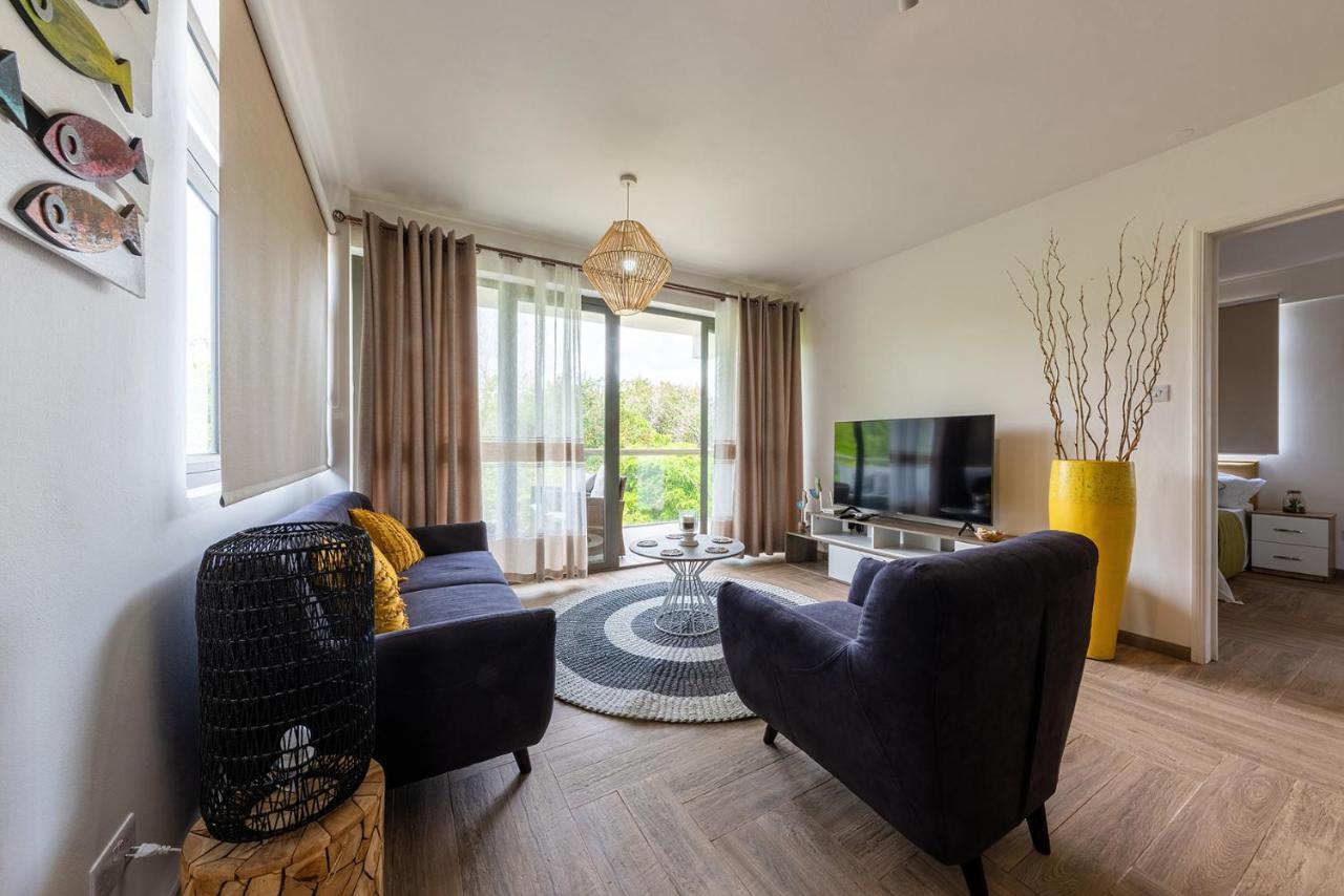 373 Wolmar Cosy And Modern Apartment- 200 Metres From The Beach And Supermarkets And Just Next To Domaine De Wolmar With Views Of Deers And Green Natural Park Flic-en-Flacq Kültér fotó