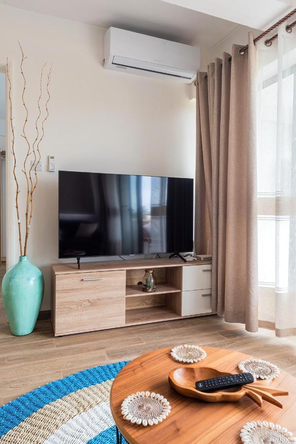 373 Wolmar Cosy And Modern Apartment- 200 Metres From The Beach And Supermarkets And Just Next To Domaine De Wolmar With Views Of Deers And Green Natural Park Flic-en-Flacq Kültér fotó