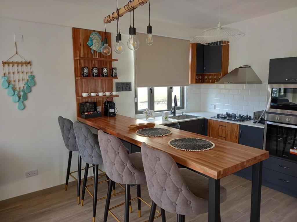373 Wolmar Cosy And Modern Apartment- 200 Metres From The Beach And Supermarkets And Just Next To Domaine De Wolmar With Views Of Deers And Green Natural Park Flic-en-Flacq Kültér fotó
