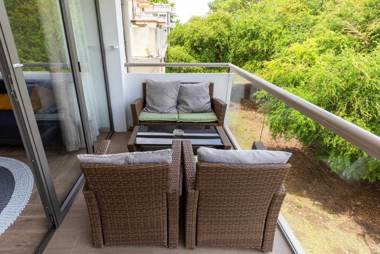 373 Wolmar Cosy And Modern Apartment- 200 Metres From The Beach And Supermarkets And Just Next To Domaine De Wolmar With Views Of Deers And Green Natural Park Flic-en-Flacq Kültér fotó